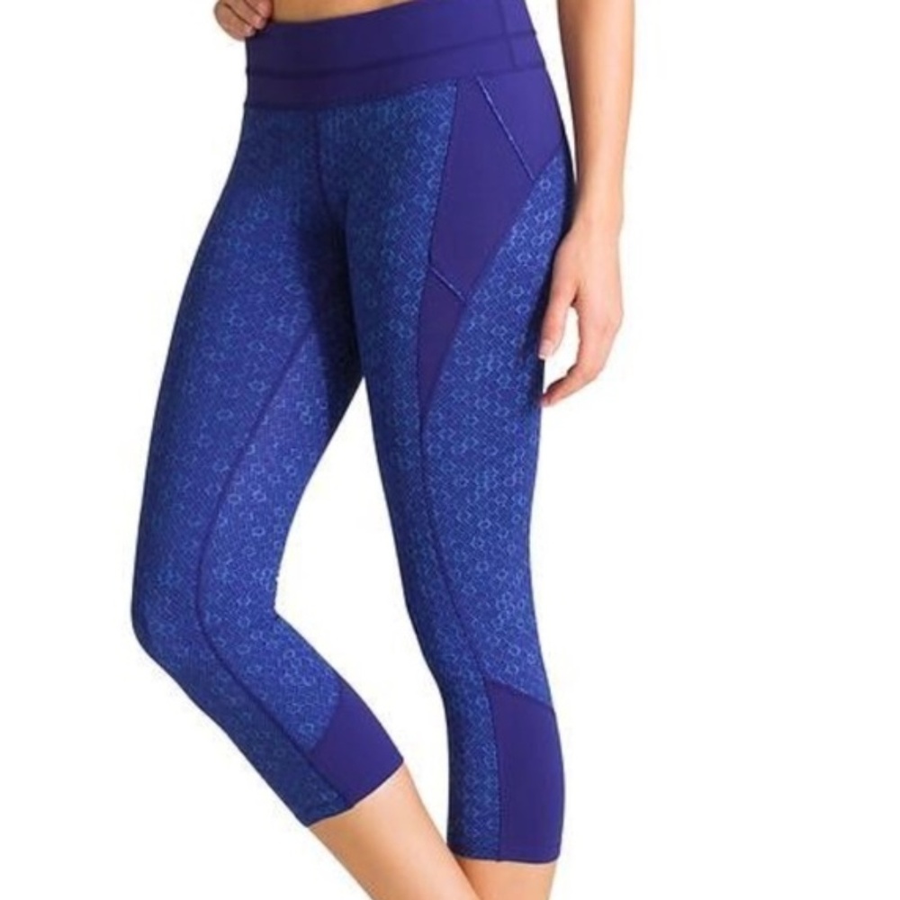 Athleta Honeycomb Connect Capri Blue XS